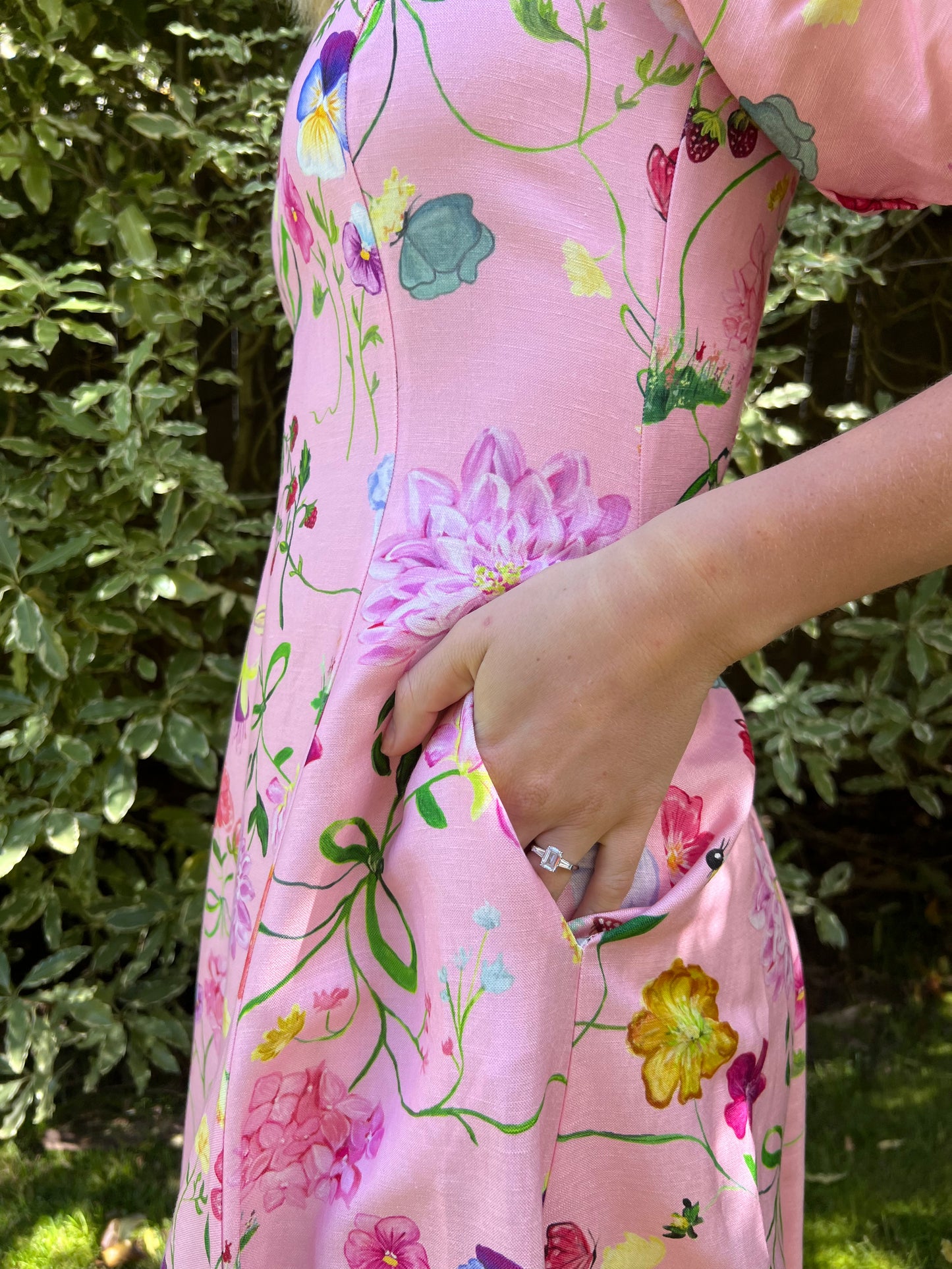 Lila Dreamscape Midi Dress- Rosy Pink