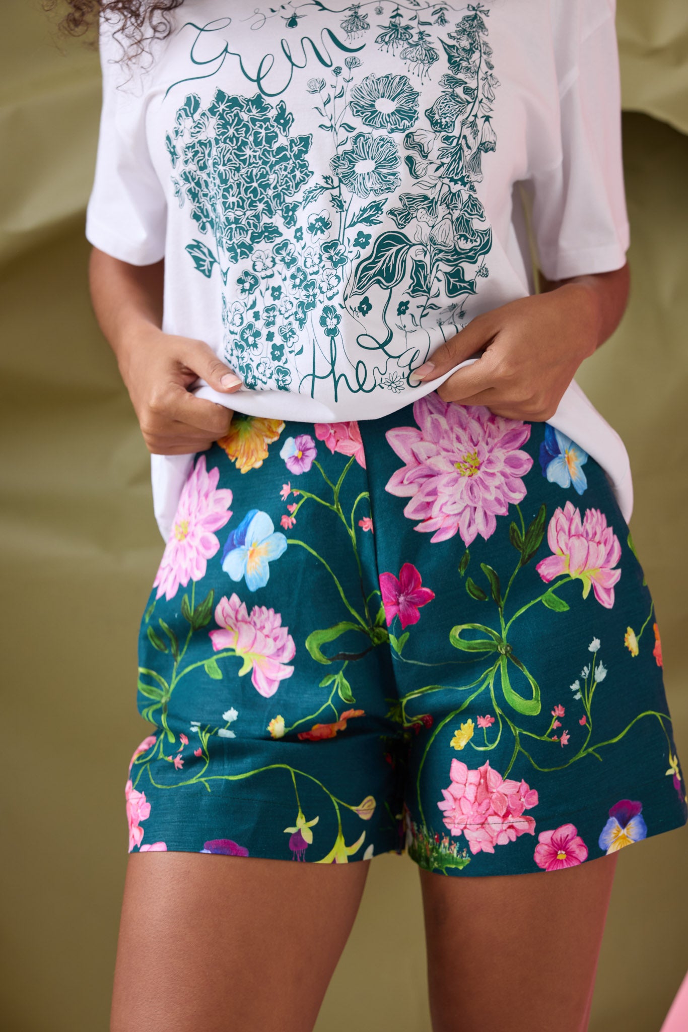 Novie Dreamscape Shorts- Forest Green