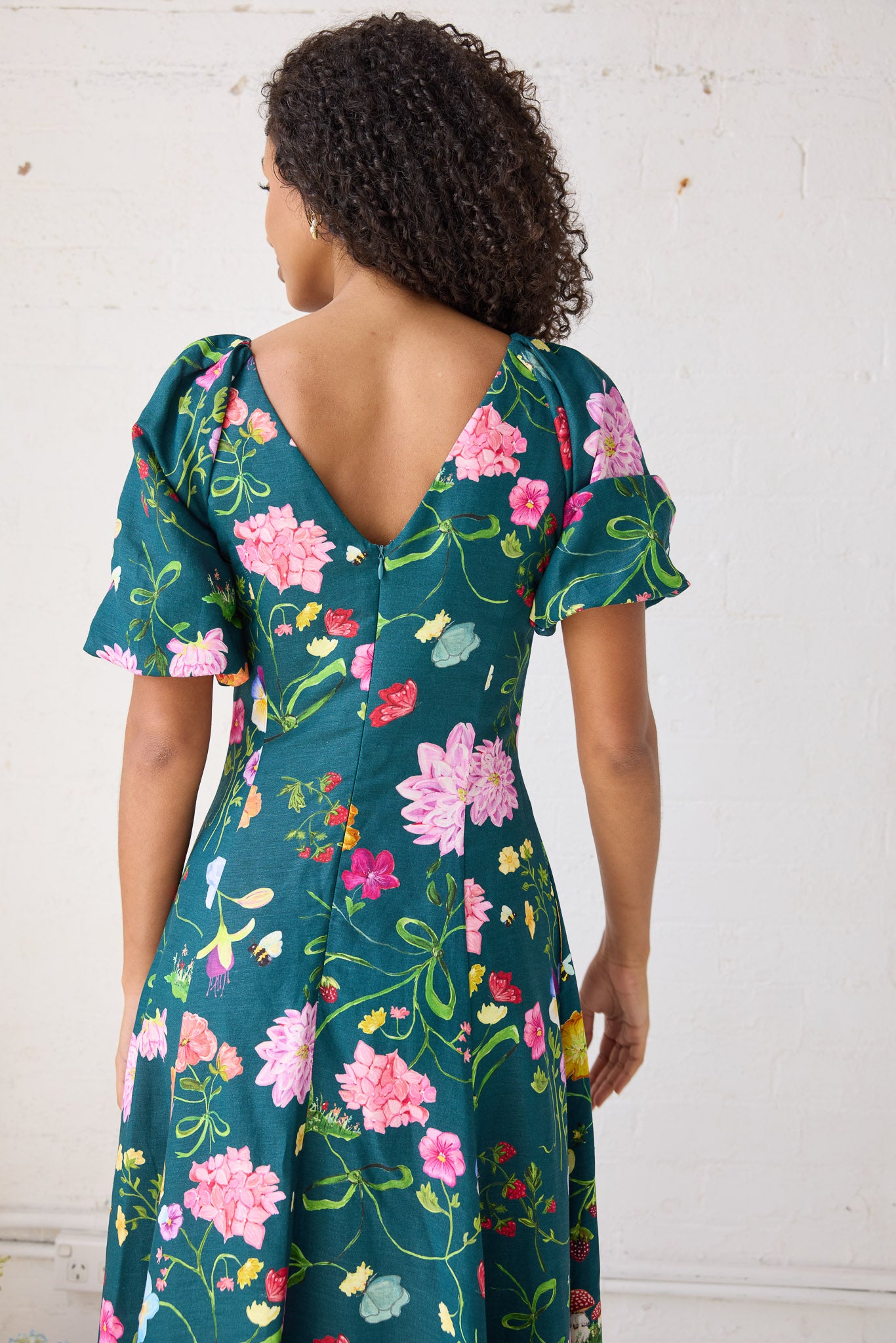 Lila Dreamscape Midi Dress- Forest Green