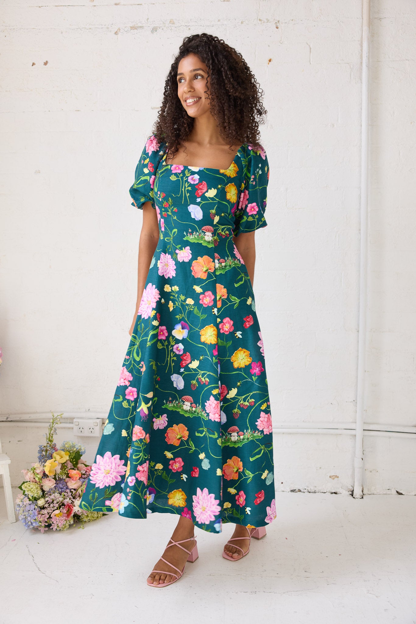 Lila Dreamscape Midi Dress- Forest Green