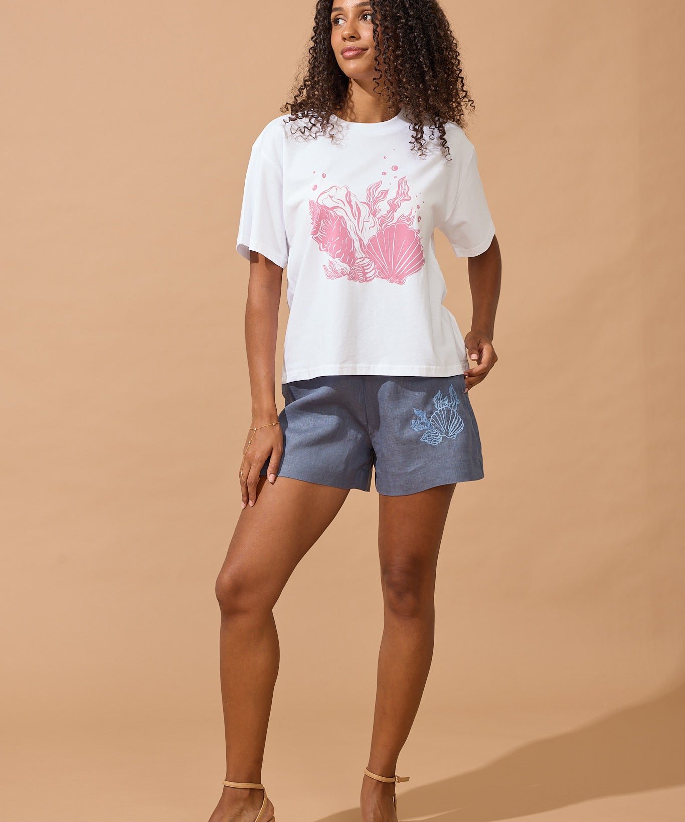 Novie Shorts - Embroidered Shell