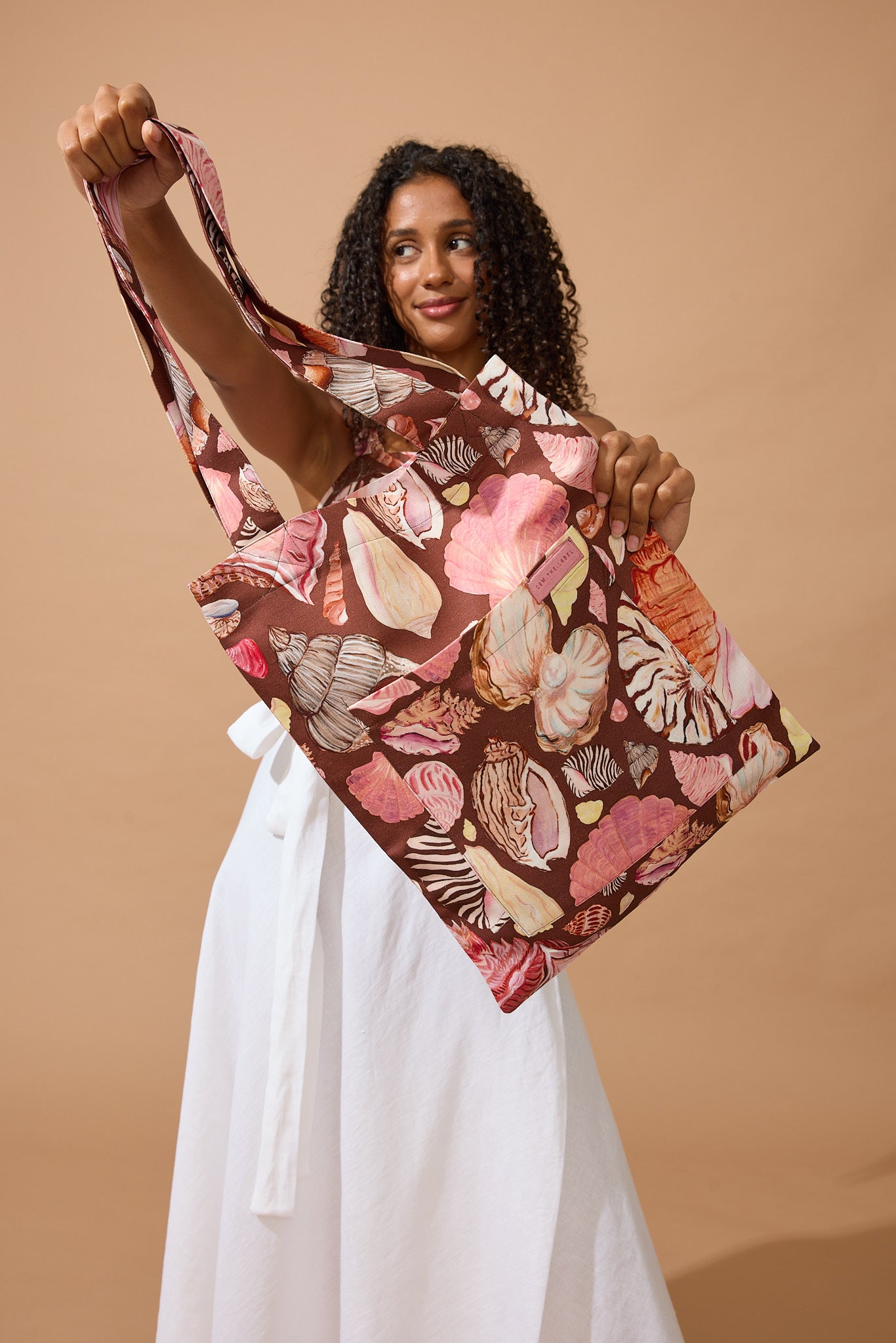 The Tote - Chocolate Seashell