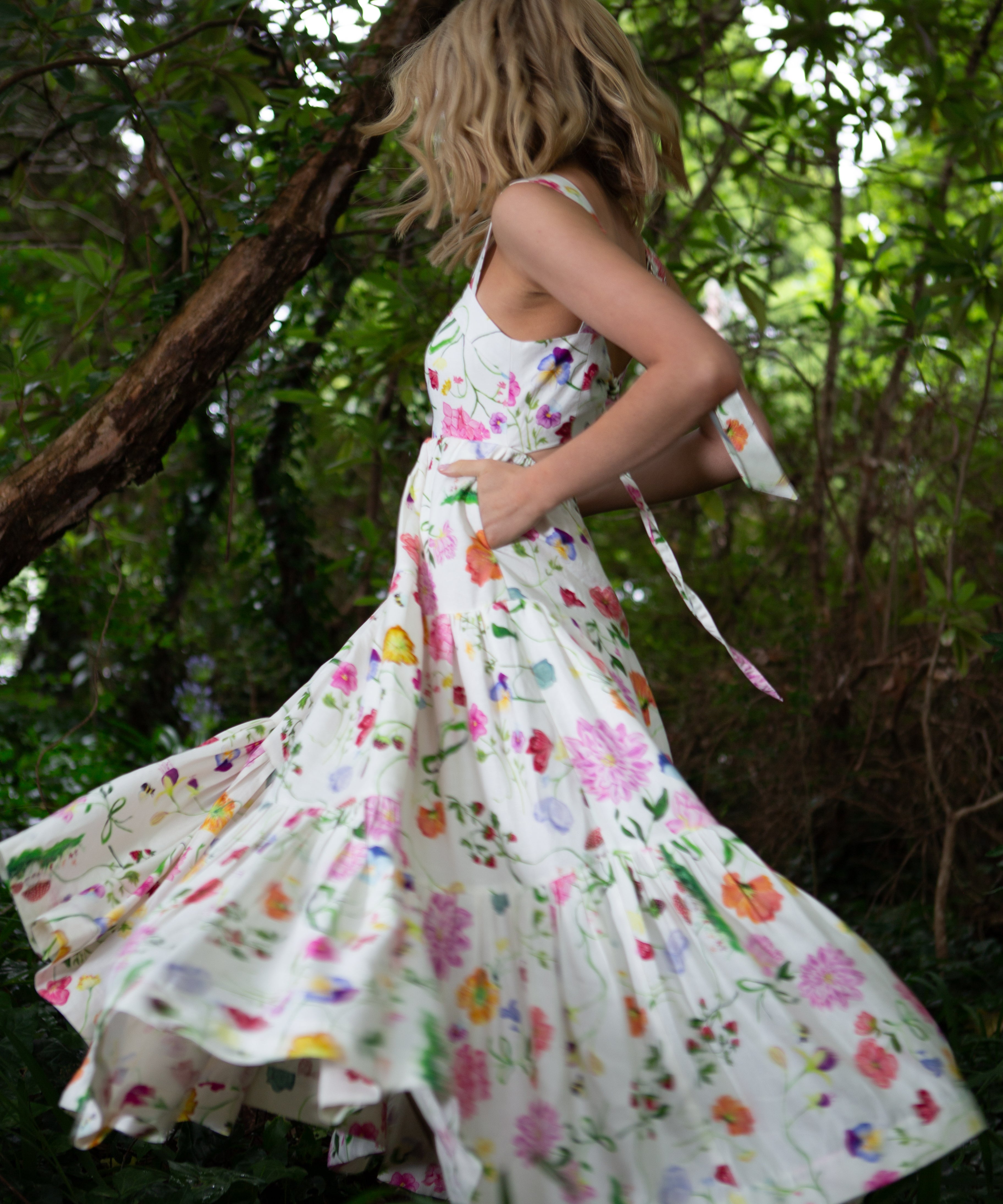 Dreamscape Fleur Gown- White